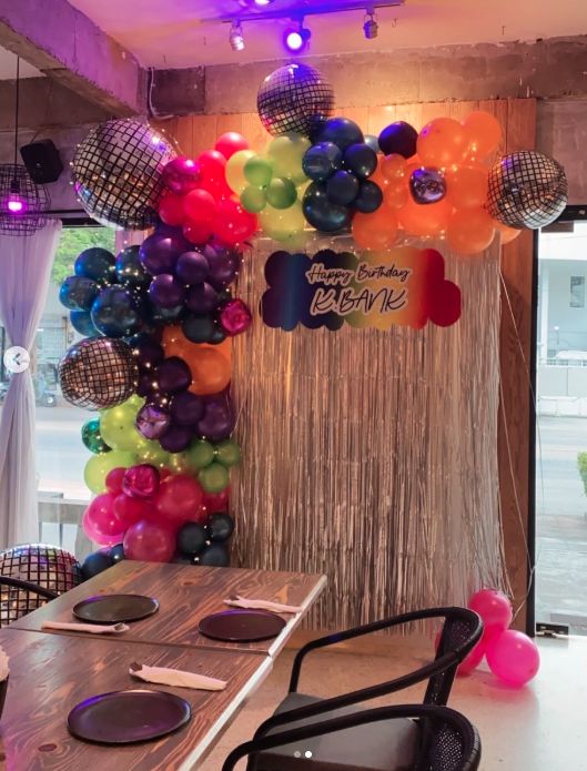 ลูกโป่งคละสี — ผลงาน BalloonCircle
